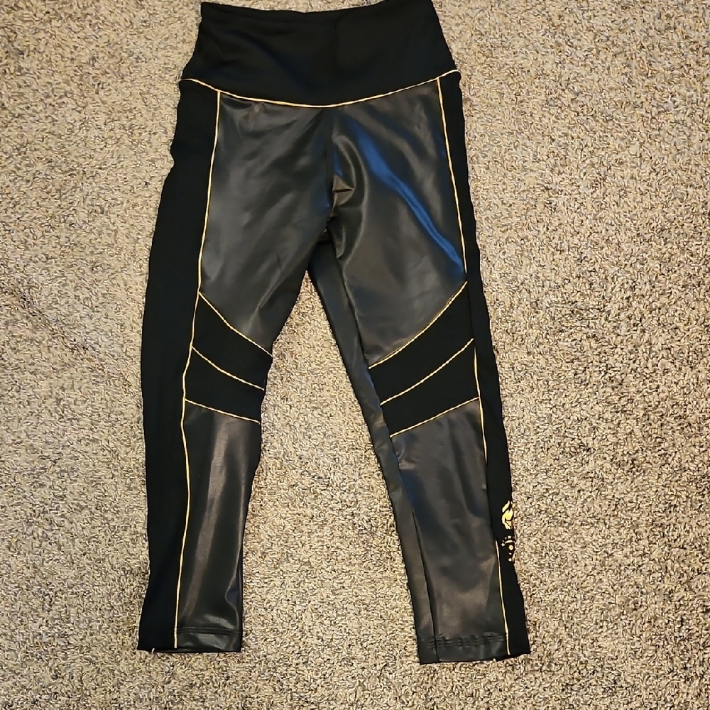 Black and Gold Zumba Athletic Leggings